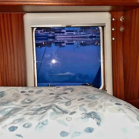 Bateau-hôtel Bateau Le Zimon - Insolite