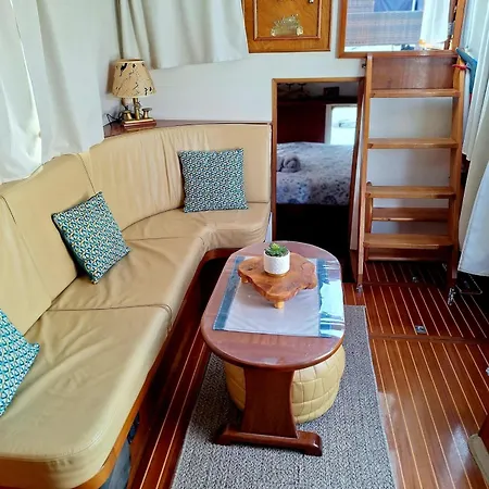 Bateau Le Zimon - Insolite Bateau-hôtel