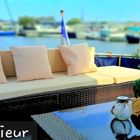 Bateau Zimon-vue Seine-nuit Insolite A Botel