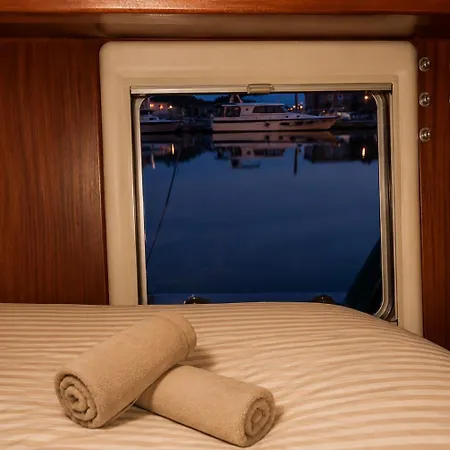 Tekne Zimon- Bateau Authentique - Vue Sur La Seine Rouen