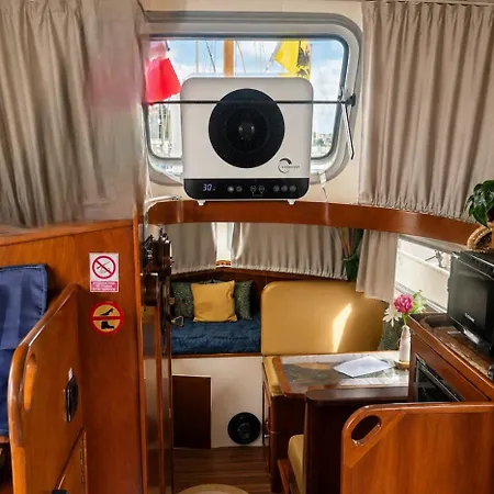 Zimon- Bateau Authentique - Vue Sur La Seine Botel *
