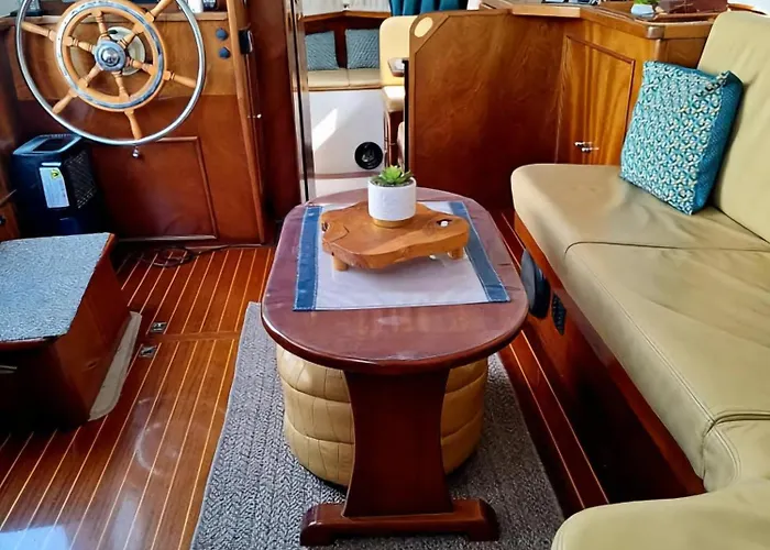 Houseboat cosy et Atypique à Rouen Le Zimon *